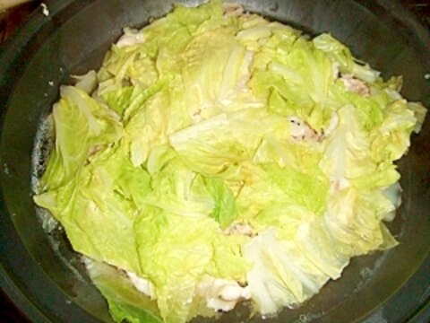 タジン鍋で☆白菜と豚肉の蒸し煮